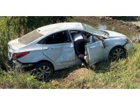 İki otomobil kafa kafaya çarpıştı: 5 yaralı