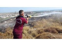 Mersin’de makilik alanda çıkan yangın söndürüldü