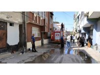 Uyuşturucu parasını alamayınca ablasının evini yaktı