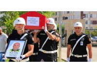 Trafik kazasında hayatını kaybeden polis memuruna gözü yaşlı veda