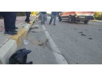 Minibüsle çarpışan motosikletin sürücüsü hayatını kaybetti