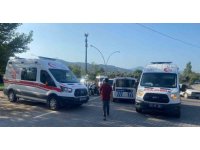 Osmaniye’de okul servisi ile otomobil çarpıştı: 5 yaralı