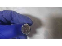 Polisin durdurduğu araçta çok sayıda sikke ve tarihi eser ele geçirildi