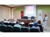 Tarsus’ta belediye meclis üyeleri ’kadına yönelik şiddet’ konusunda bilgilendirildi