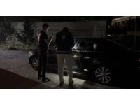 Osmaniye’de lüks otomobilde 4 göçmen yakalandı, 1 kişi tutuklandı