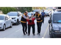 Lise öğrencisini taciz ettiği öne sürülen şüpheliyi Seyhan polisi yakaladı