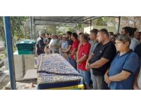 Çöken balkonun altında can veren baba ve oğlu son yolculuğuna uğurlandı