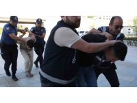 Polise silahlı saldırının zanlıları adliyeye çıkarıldı