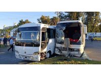Antalya’da otel çalışanlarını taşıyan servis araçları çarpıştı: 13 yaralı