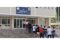Mersin’de sahte ilan dolandırıcıları yakalandı