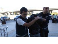 Serik’te fotoğraf stüdyosu hırsızlığı şüphelisi 2 kişi yakalandı