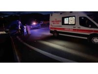 İki otomobil çarpışıp üst üste bindi: 4 yaralı