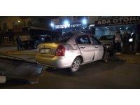 Alanya’da otomobil palmiye ağacına çarptı: 1 ölü, 3 yaralı