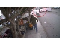 Servis midibüsü ile çarpışan motosikletin 24 yaşındaki sürücüsü öldü