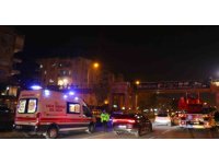 Üst geçide çıkan genç, kız arkadaşının kendini affetmesi ile eyleminden vazgeçti