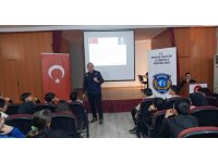 Mersin’de okullarda öğrencilere yönelik bilgilendirme faaliyetleri sürüyor