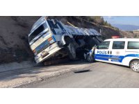 Kaza içinde kazada faciadan kıl payı dönüldü, o anlar İHA kamerasına yansıdı