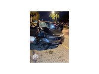 Otomobilin arkadan çarptığı motosiklet sürücüsü hayatını kaybetti