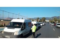 Antalya’da trafik denetimlerinde 41 bin sürücü denetlendi 17 bin  ceza kesildi