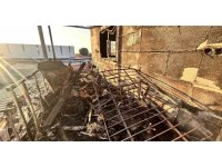 Ülkesine dönme hazırlığı yapan Suriyeli ailenin evi yangında küle döndü
