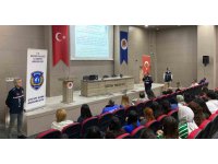 Mersin polisinden akademisyenler ve üniversite öğrencilerine bilgilendirme