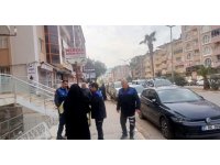 Kucağında bebekle duyguları istismar eden kadın dilenci yakayı ele verdi