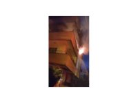 Hatay’da apartman dairesi alevlere teslim oldu