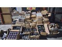 Adana’da 2 ton 80 kilogram kaçak nargile tütünü ele geçirildi