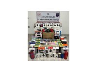 Manavgat’ta işyerinde kaçak eşya ve tütün malzemeleri ele geçirildi