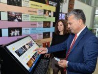 Başkan Uysal biletlerini aldı