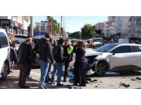 Kızlarının kaza yaptığını duyan anne-babayı polis sakinleştirdi