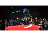 Trafik kazasında hayatını kaybeden genç keman sanatçısı için tören düzenlendi