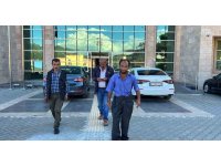 Engelli çobanı öldüresiye döven kız kardeşler tahliye edildi