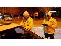 Isparta’da narkoalan ve trafik uygulaması: 22 sürücüye cezai işlem uygulandı