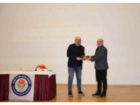 Eğitim-Bir-Sen Adana Şubesi’nden "Dijital Çağda Öğretmenlik" Konferansı