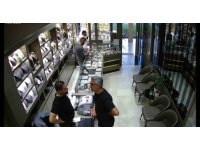 Çalıştığı kuyumcudan 3 kilo altın çaldı, "Şeytana uydum" dedi