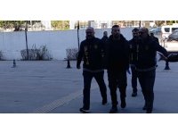 Polisi karşısında görünce intihara kalkışan 35 yıl hapis cezası bulunan şüpheli yakalandı