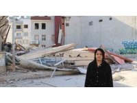 Ekmek teknelerinin üzerine 3 katlı bina çöken kadın gözyaşlarına hakim olamadı