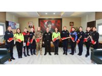 Kadınlar gününde ’Kadın polisler’ unutulmadı