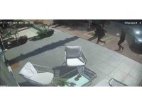 Halk otobüsü park halindeki 4 araca çarptı, ortalık savaş alanına döndü