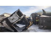 Hurda araçlar yanarak kullanılmaz hale geldi