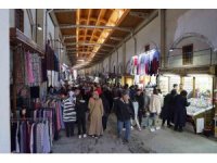 Tarihi Kapalı Çarşı’da bayram hareketliliği