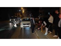 Ehliyetsiz elektrikli bisiklet otomobile çarptı: 1 yaralı