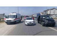 İki araç çarpıştı, sürücüler hastaneye gitmedi
