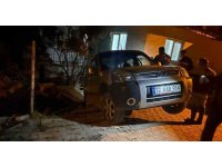 Karacaören Barajı’nda kaçak avcılara suçüstü: Kaçarken araçlarında mahsur kalıp yakalandılar