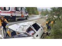 Antalya’da otomobil takla attı; 1 yaralı