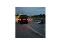 Manavgat’ta araç refüjü aşıp karşı şeride geçti: 1 yaralı