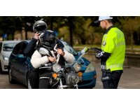 Isparta’da 4 günlük trafik denetimlerinde bin 605 sürücüye ceza kesildi