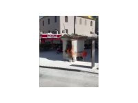 Tüplü seyyar mısır arabası yandı, ilk müdahaleyi vatandaş yaptı