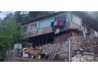 2 yıldır aranan firarı yatak odasının altına kazdığı tünelde yakalandı